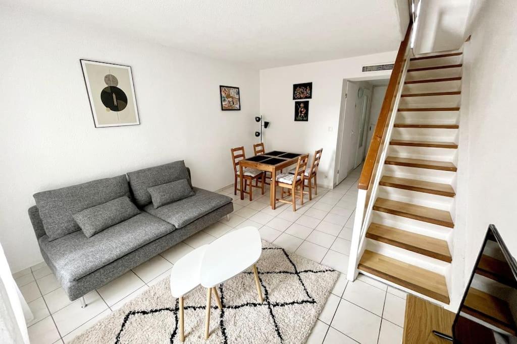 Duplex Moderne Proche De Toutes Commodites Bordeaux Extérieur photo